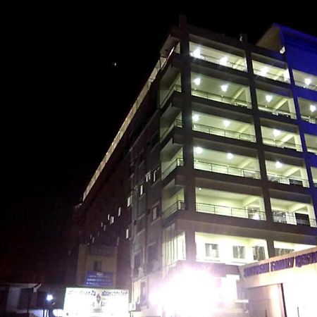 Hotel Santoshi Hometel Raichur Exteriör bild