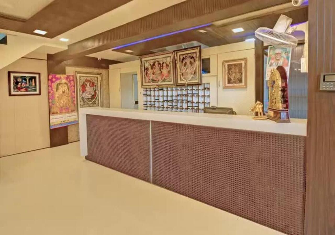 Hotel Santoshi Hometel Raichur Exteriör bild