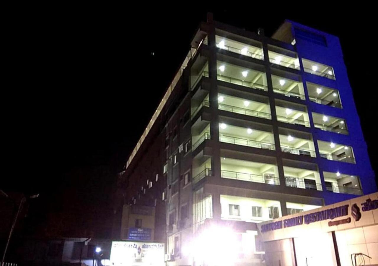 Hotel Santoshi Hometel Raichur Exteriör bild