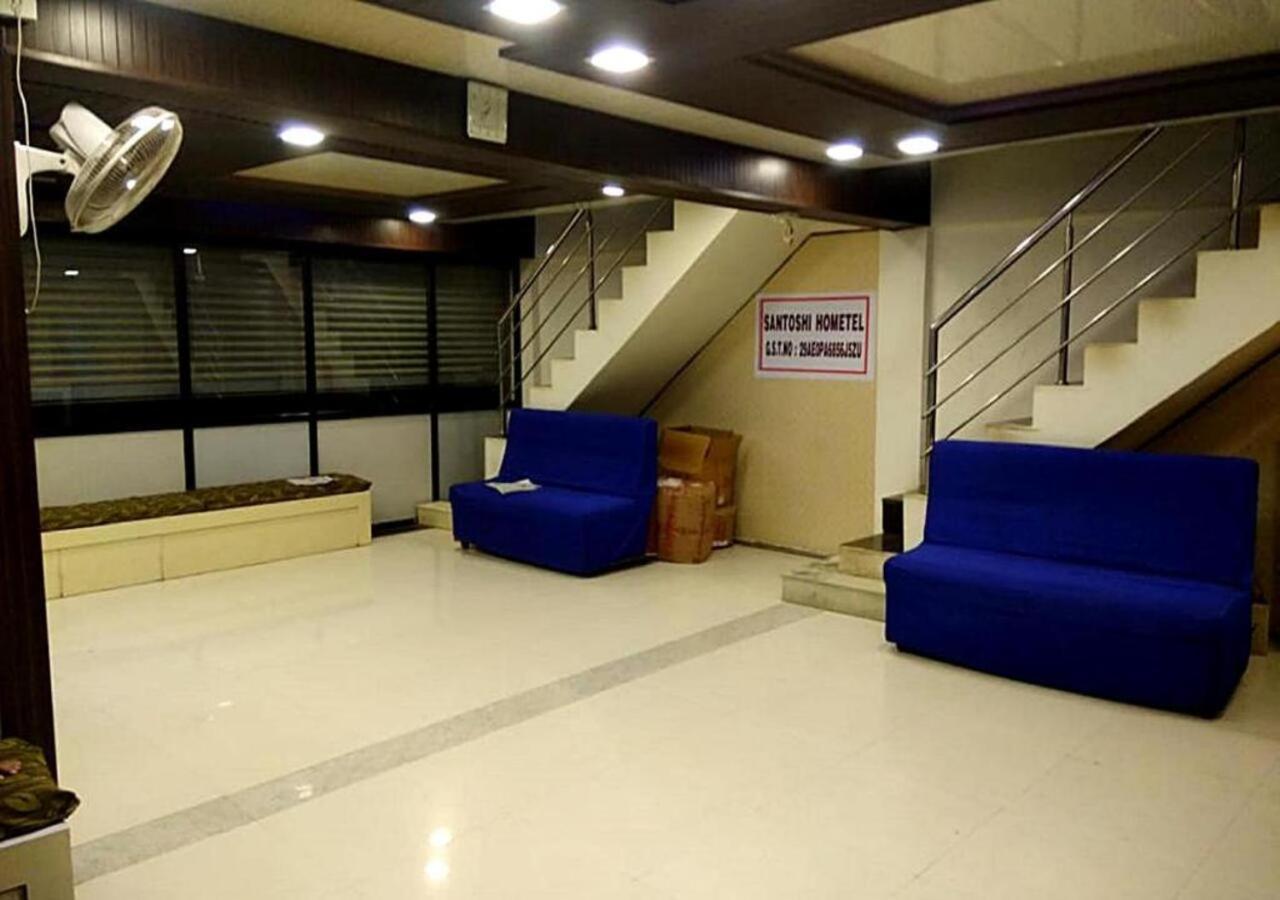 Hotel Santoshi Hometel Raichur Exteriör bild